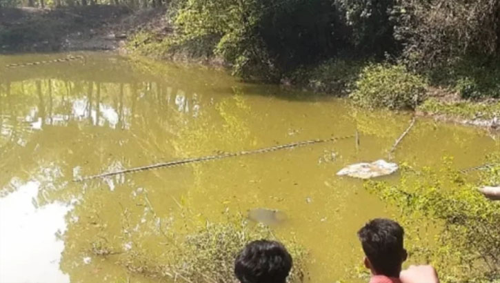 নাটোরের সিংড়ায় ভরদুপুরে দুই ভাইয়ের মরদেহ ভেসে উঠলো পুকুরে